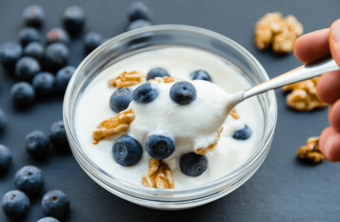 #2. The Benefits of Greek Yogurt: High Protein, Low Calories for Weight Loss. 9